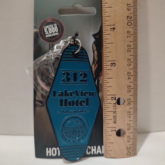 Silent Hill Lakeview Hotel Keyring Official Konami Collectible Keychain - Picture 3 of 3